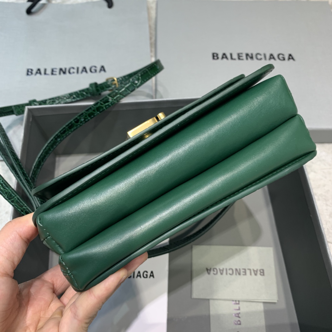 Balenciaga Small Woc Crocodile Embossed Shoulder Bag Green